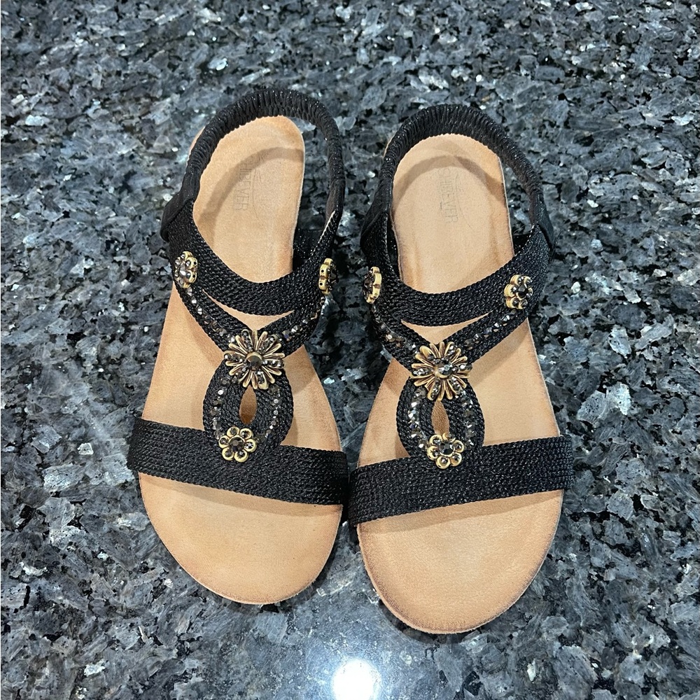 Shibever Black Floral-Accent Women's Wedge Sandals Size 39/8-8.5